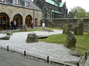 St Mungo’s Museum's Zen Garden by James Allan licensed under CC-BY-SA-2.0